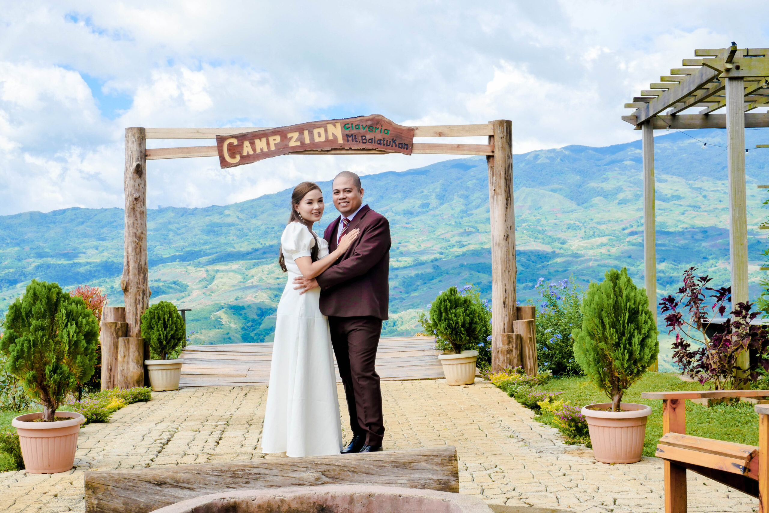 Jonathan & Perlie Camp Zion Pre-nup Session