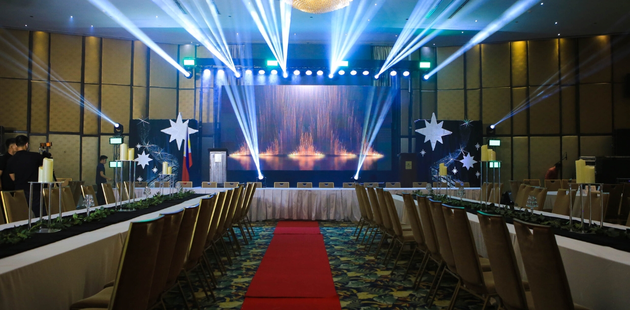 What To Look For In A Photographer and Videographer Who Understands Corporate, Organizational, and Institutional Needs